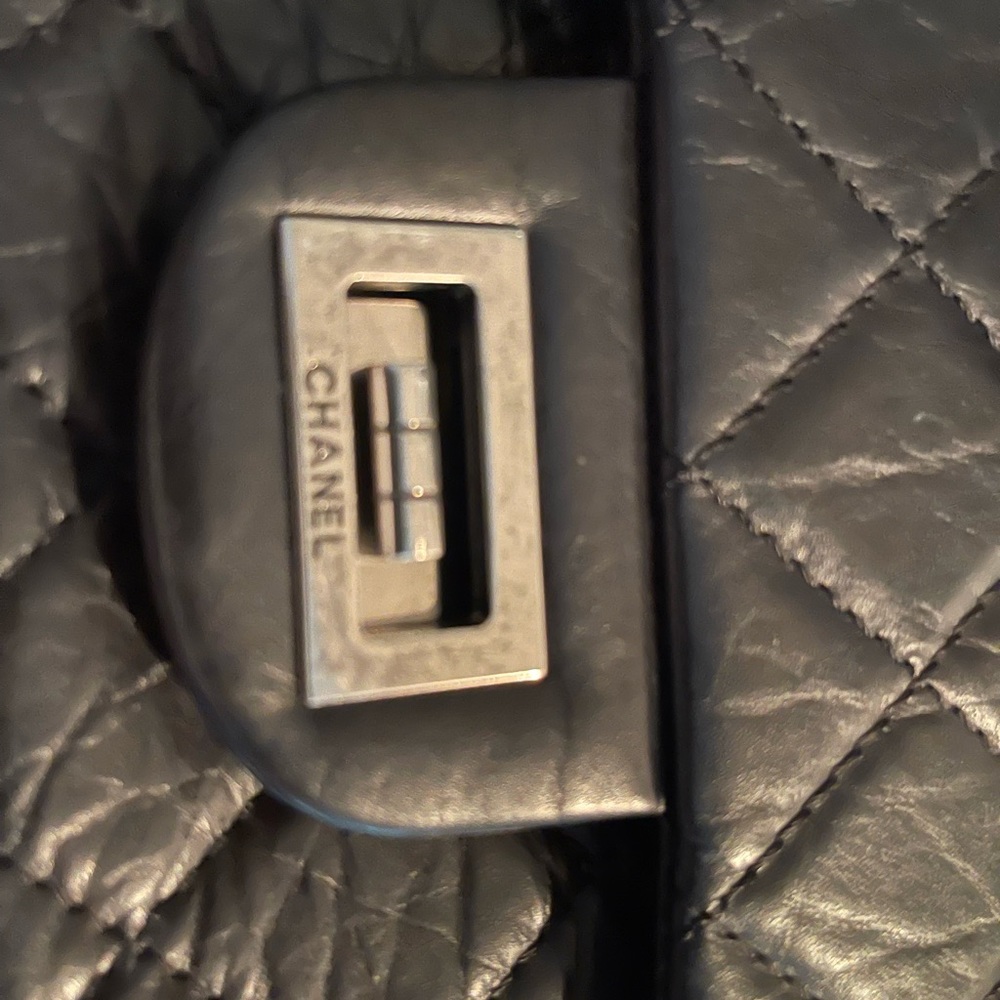Chanel Black Purse 2.55 lamb skin comes with dust bag and box.. Quilted - Picture 5 of 13